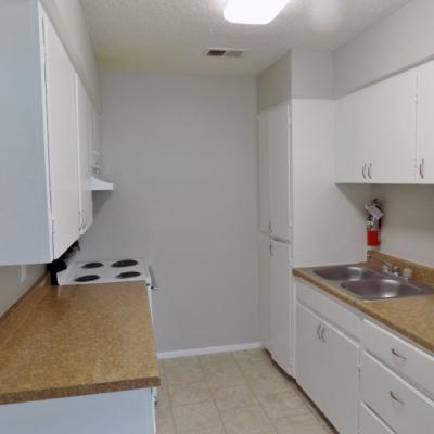 2828 San Antonio St., Apt 17 (8)