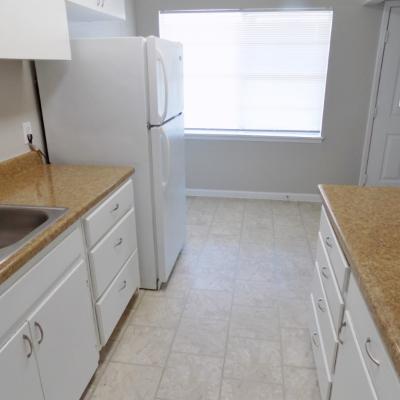 2828 San Antonio St., Apt 17 (9)