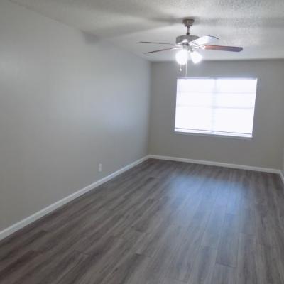2828 San Antonio St., Apt 17 (20)