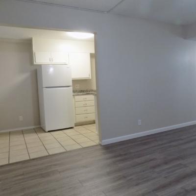2828 Rio Grande, Apt 06 (4)