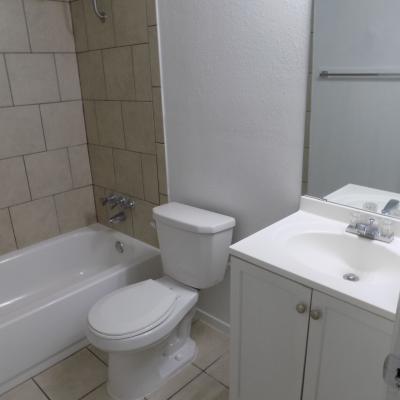 2828 Rio Grande, Apt. 14 (11)