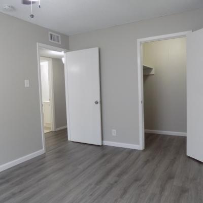 2828 Rio Grande, Apt. 14 (10)
