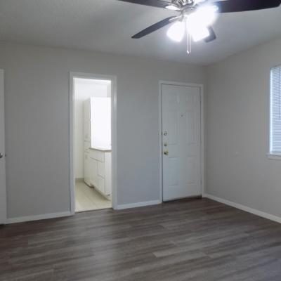 2814 Rio Grande, Apt. 19 (13)