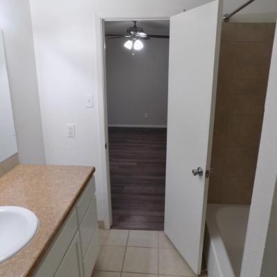 2814 Rio Grande, Apt. 19 (17)