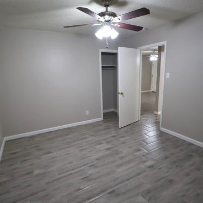 2801 San Antonio, Apt. 34 (10)