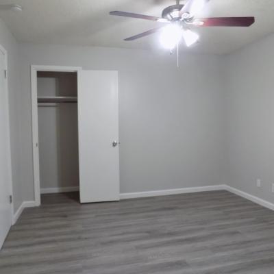 2801 San Antonio, Apt 63 (17)