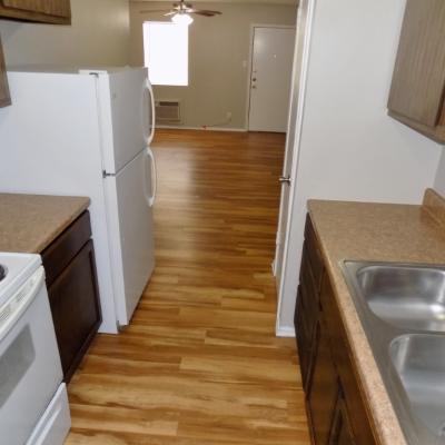 501 N. Bell St, Apt 02 (11)