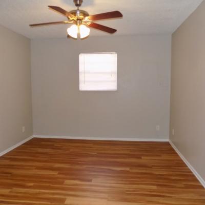 501 N. Bell St, Apt 02 (14)