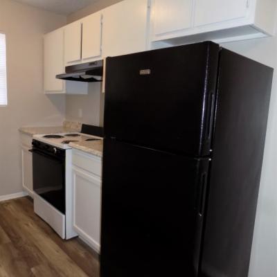 501 N Bell St., Apt 10 (7)