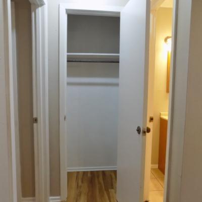 501 N. Bell St, Apt 09 (10)