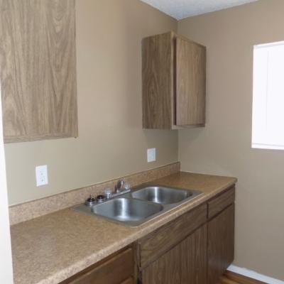 501 N. Bell St., Apt 12 (5)