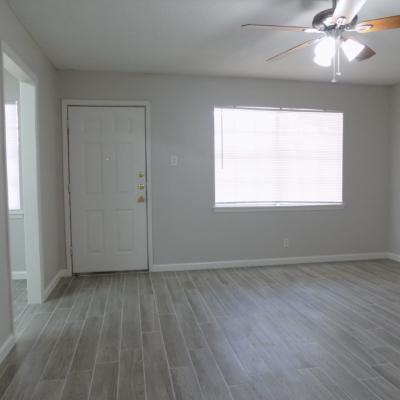 2924 San Antonio St., Apt 01 (4)