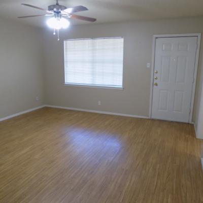 2924 San Antonio, Apt. 09 (4)