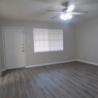 2924 San Antonio, Apt. 10 (4)
