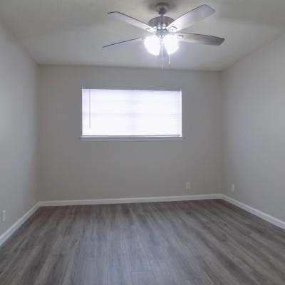 2924 San Antonio, Apt. 10 (17)