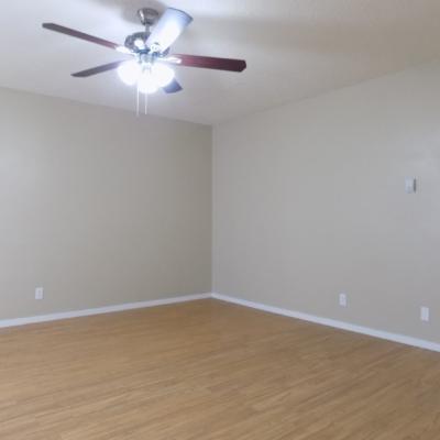 2914 San Antonio St., Apt 17 (5)