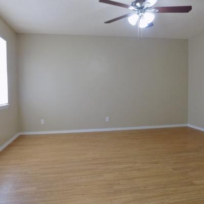 2914 San Antonio St., Apt 17 (6)
