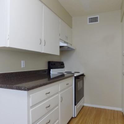 2914 San Antonio St., Apt 17 (11)