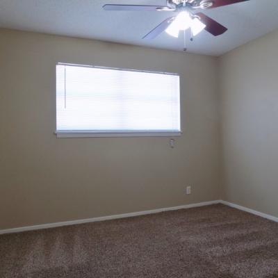 2914 San Antonio St., Apt 17 (18)
