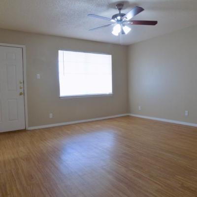 2914 San Antonio St., Apt 17 (4)