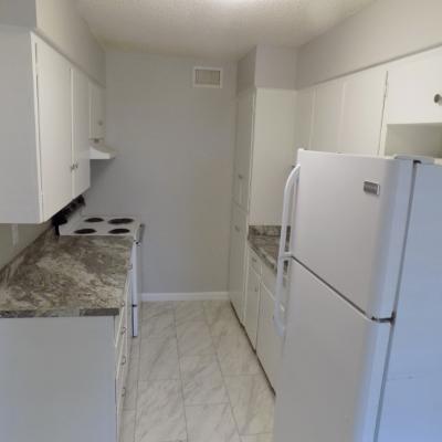 2914 San Antonio St., Apt. 19 (6)