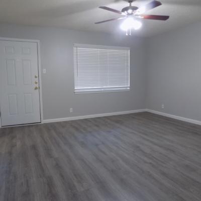 2914 San Antonio St., Apt. 19 (4)