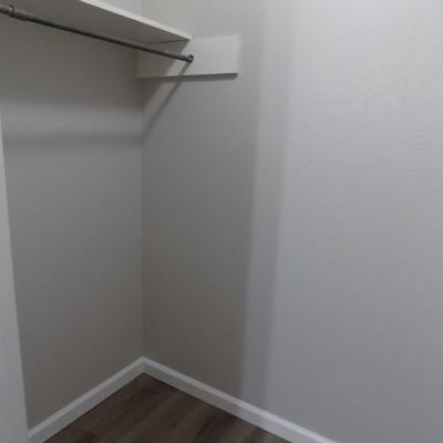 316 Millspaugh, Apt. 32 (13)