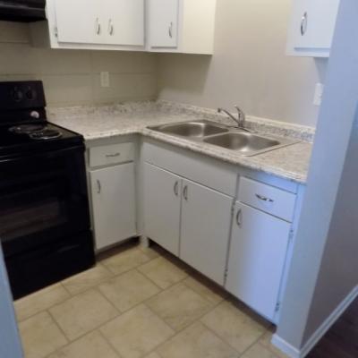 302 N Main St., Apt 06 (5)