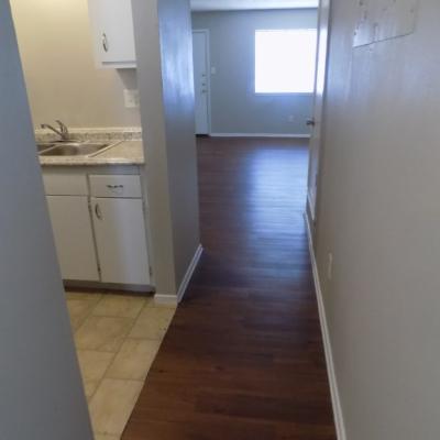302 N Main St., Apt 06 (8)