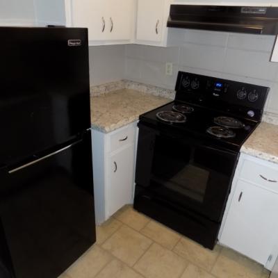302 N Main St., Apt 06 (6)