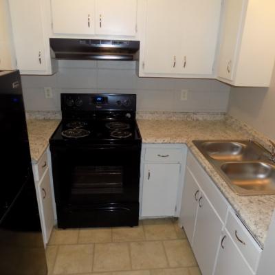 302 N Main St., Apt 06 (4)