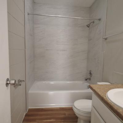 302 N Main St., Apt 17 (18)