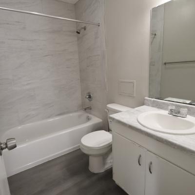 302 N. Main St, Apt 19 (10)