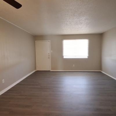 302 N. Main St, Apt 19 (3)