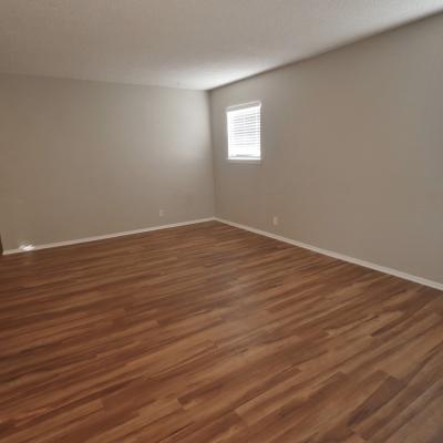 302 N Main St., Apt 22 (2)