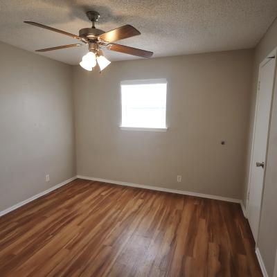 302 N Main St., Apt 22 (7)