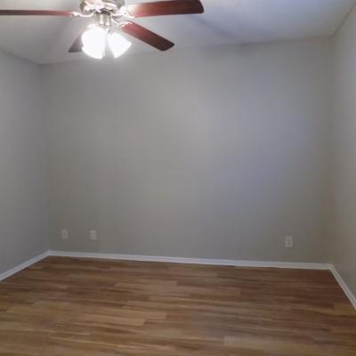302 N. Main St., Apt. 24 (6)