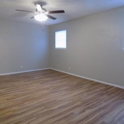 302 N. Main St, Apt 25 (3)