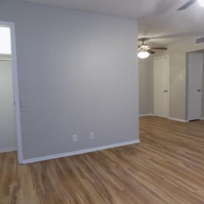 302 N. Main St., Apt. 24 (2)