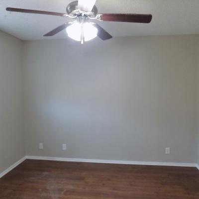 302 N. Main St, Apt 25 (4)