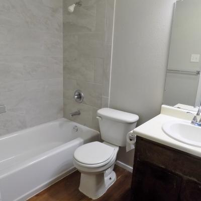 302 N. Main St, Apt 25 (6)