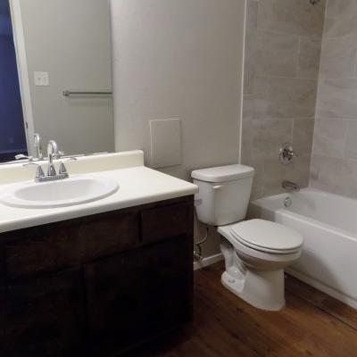 302 N. Main St, Apt 25 (10)