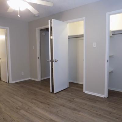 302 N Main St., Apt 33 (13)