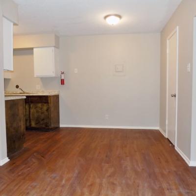 302 N. Main St., Apt. 35 (6)