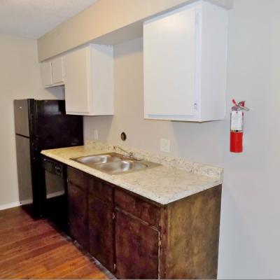 302 N. Main St., Apt. 35 (9)