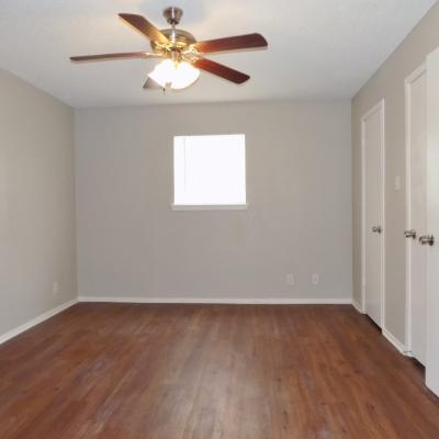 302 N. Main St., Apt. 35 (14)
