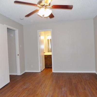 302 N. Main St., Apt. 35 (16)