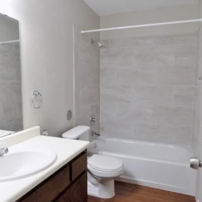 302 N. Main St., Apt. 35 (18)