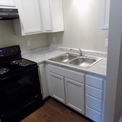 302 N. Main St., Apt. 12 (4)