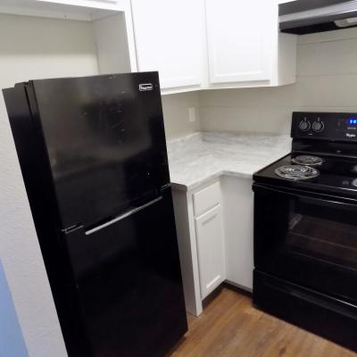 302 N. Main St., Apt. 12 (5)